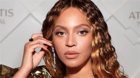 BEYONCE .